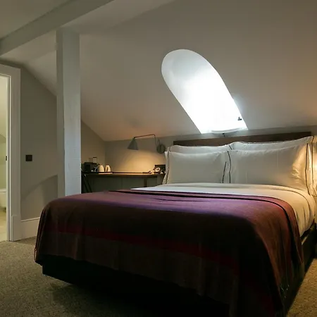 1908 Lisboa Hotel 4*